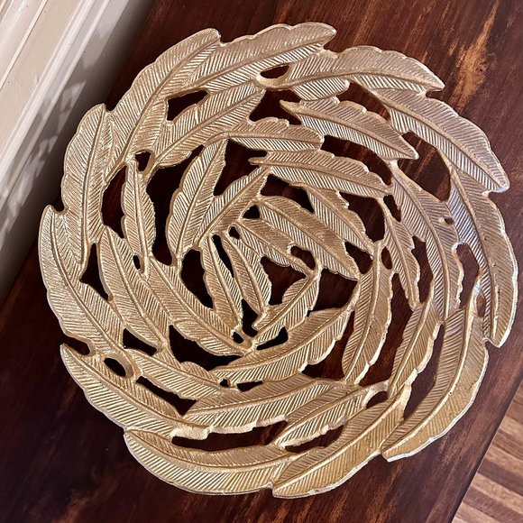 Gorgeous Gold Metal Feather Motif Centerpiece-Bowl - Picture 14 of 16